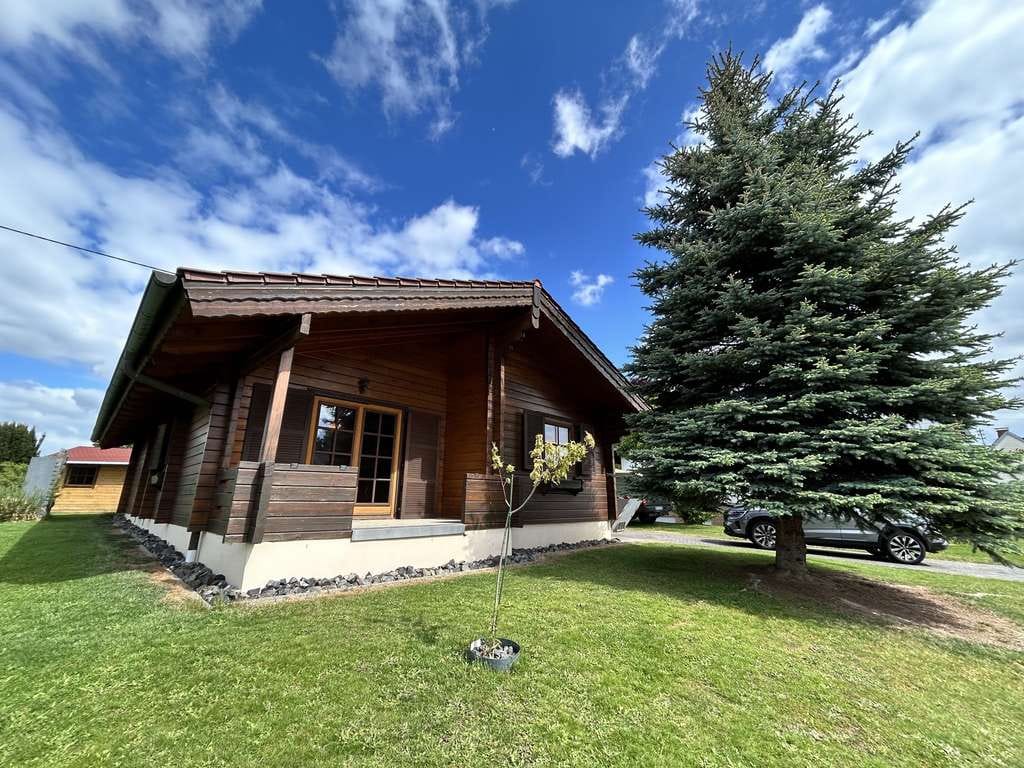 Immobilie in Pracht - Pracht, wunderschönes und gepflegtes Holzhaus (Bungalow) mit Carport und Gartenhaus - Bild 1