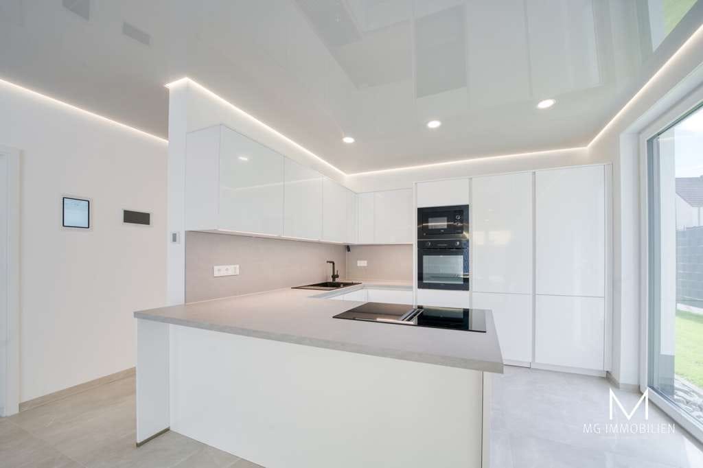 Immobilie in Mittelbrunn - MG| Exklusiver Smart-Home-Neubau mit Doppelgarage, Klimatisierung und Premium-Ausstattung - Bild 3
