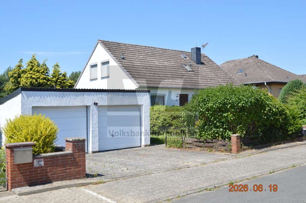 Immobilie in Sassenburg - **Teilunterkellertes Einfamilienhaus mit Anbau in guter Wohnlage von Grußendorf ** - Bild 0