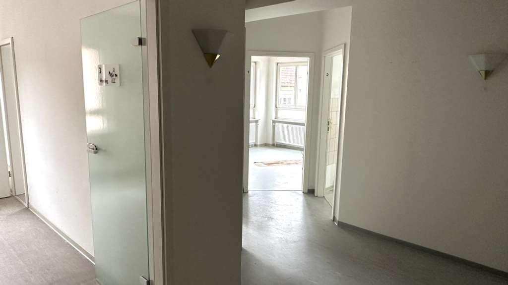 Immobilie in Rockenhausen - Umwandlung in Eigenmtumswohnung möglich - Ehemalige Zahnarztpraxis im Zentrum Rockenhausens - Bild 4