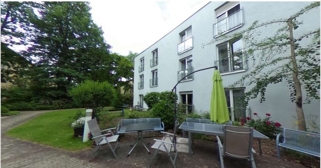 Immobilie in Erlangen - Pflege-Apartment, zentrumsnah in Erlangen. Vermietet an Betreiber, bei Eigenbedarf Nutzungsrecht - Bild 0