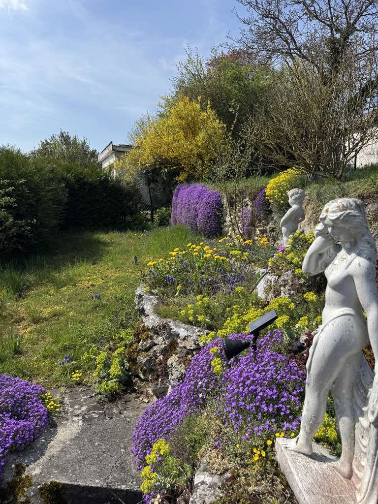 Immobilie in Harburg (Schwaben) - Einfamilienhaus in Hanglage mit Panoramablick über Harburg - Bild 2