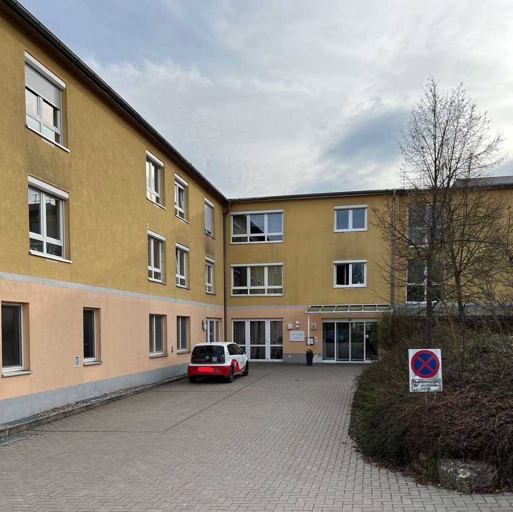 Immobilie in Pegnitz - Kapitalanlage - 1 Zimmer Eigentumswohnung mit EBK - Bild 1