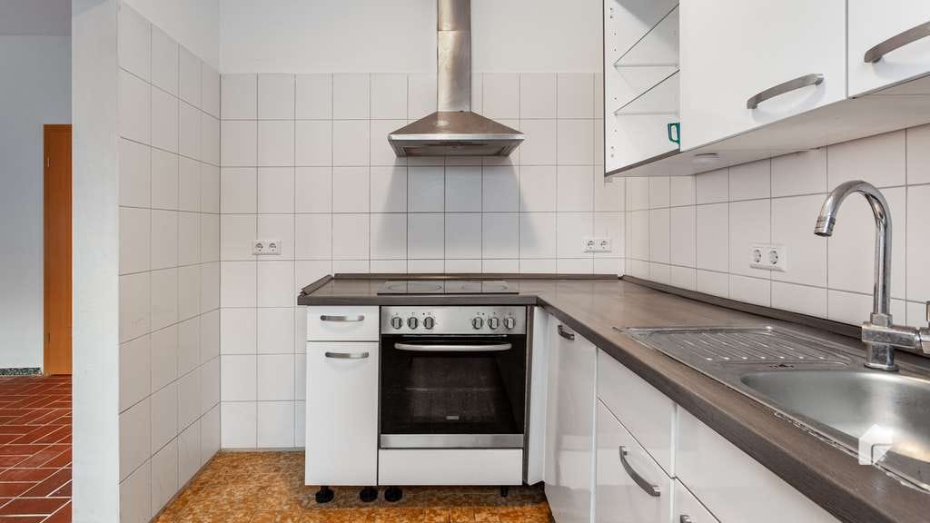 Immobilie in Lehre - Ihr Rückzugsort in idyllischer Lage: Bezugsfreie 4-ZI-Erdgeschosswohnung mit Stellplatz & Keller - Bild 2