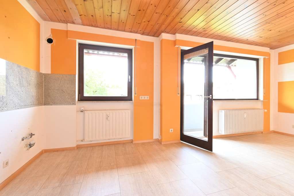 Immobilie in Kenzingen - Ein Zuhause zum Verlieben: Komfortable 3,5-Zimmer-Wohnung mit Platz und Grün in Kenzingen - Bild 4