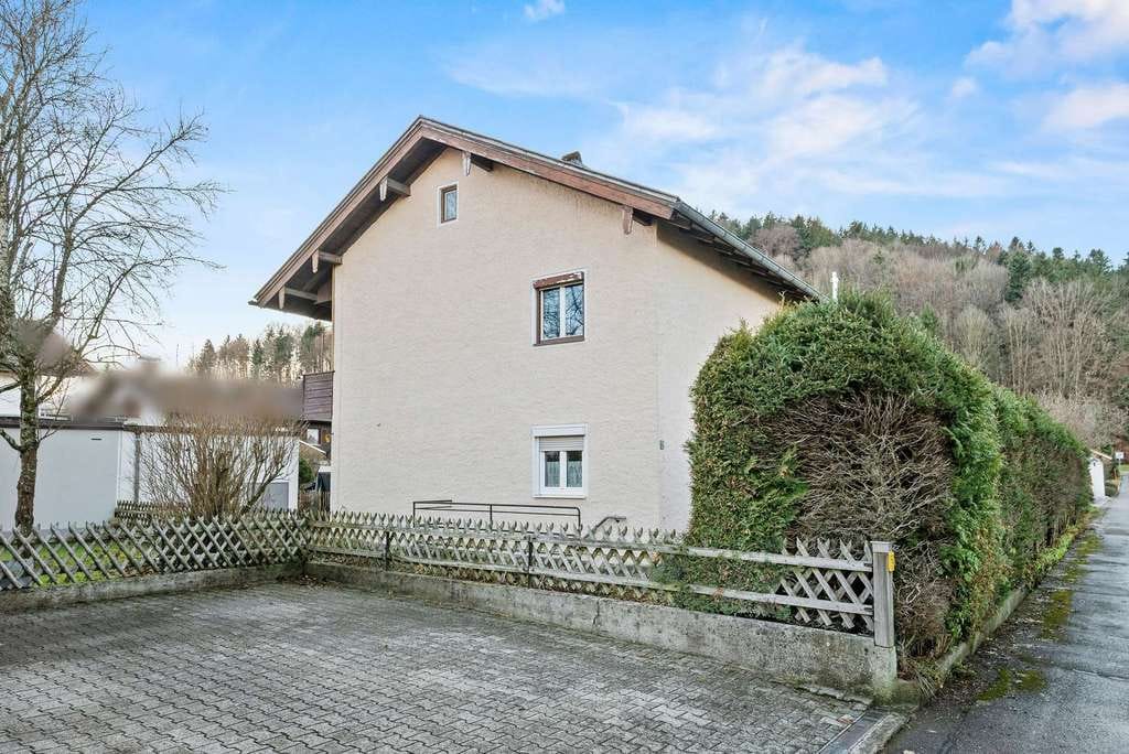 Immobilie in Siegsdorf - Wohnung mit potenzial für Familien - Bild 1