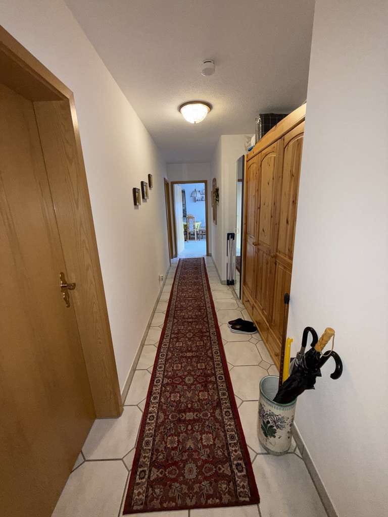 Immobilie in Bad Endorf - Ruhig, zentral, sonnig: Attraktive Wohnung mit Ost-Balkon in Bahnhofsnähe - Bild 2