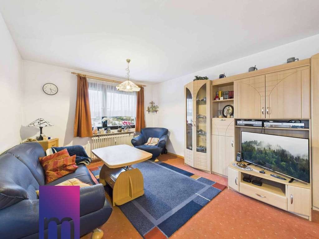 Immobilie in Wernau (Neckar) - Investieren mit Perspektive – Helle 2,5-Zimmer-Wohnung mit Balkon und Aufzug - Bild 2