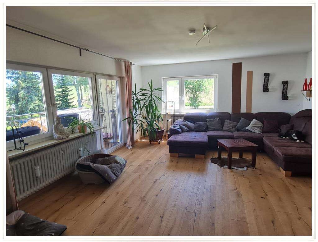Immobilie in Kranzberg - In reizvoller Lage nahe Allershausen: Frei stehendes Einfamilienhaus mit Juniorbereich im Souterrain - Bild 0