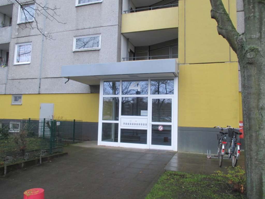 Immobilie in Laatzen - Kapitalanleger aufgepasst : Vermietete 2 Zi.-ETW + 1 TG-Platz in Laatzen-Mitte - Bild 1