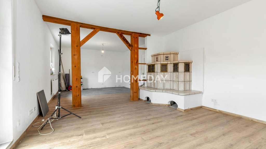 Immobilie in Cadolzburg - Mehrfamilienhaus mit 3 Wohneinheiten und großer Dachterrasse 
 - Bild 2