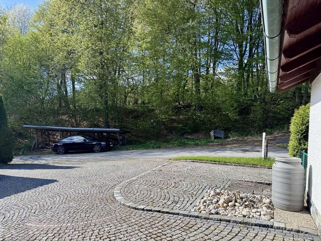 Immobilie in Außernzell - Idyllisches Wohnanwesen mit Wald, Nebengebäuden & sonnigem Südgarten in Außernzell - Bild 3
