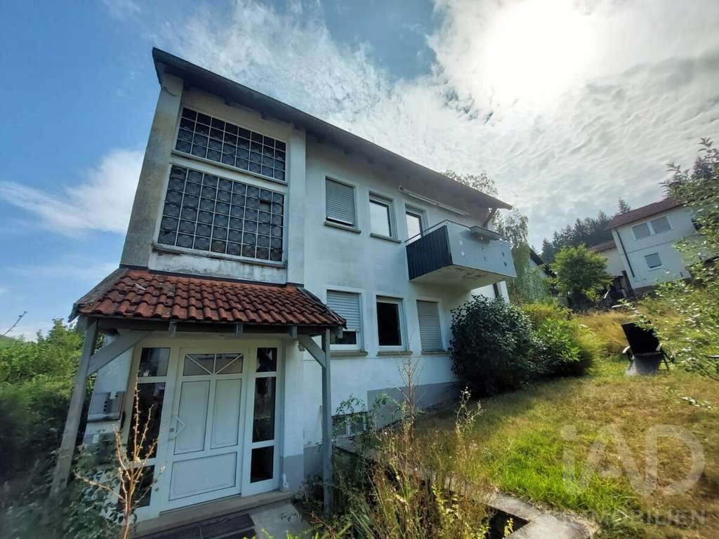 Immobilie in Gemünden am Main - Zweifamilienhaus 126 m² Wohnfläche inkl. Garten in Gemünden - Bild 0