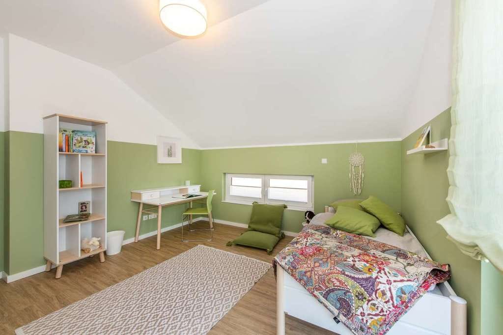 Immobilie in Simmozheim - Jetzt !! Bauen Sie Ihr Traumhaus  - Raus aus der Miete, rein ins Eigenheim ! - Bild 3