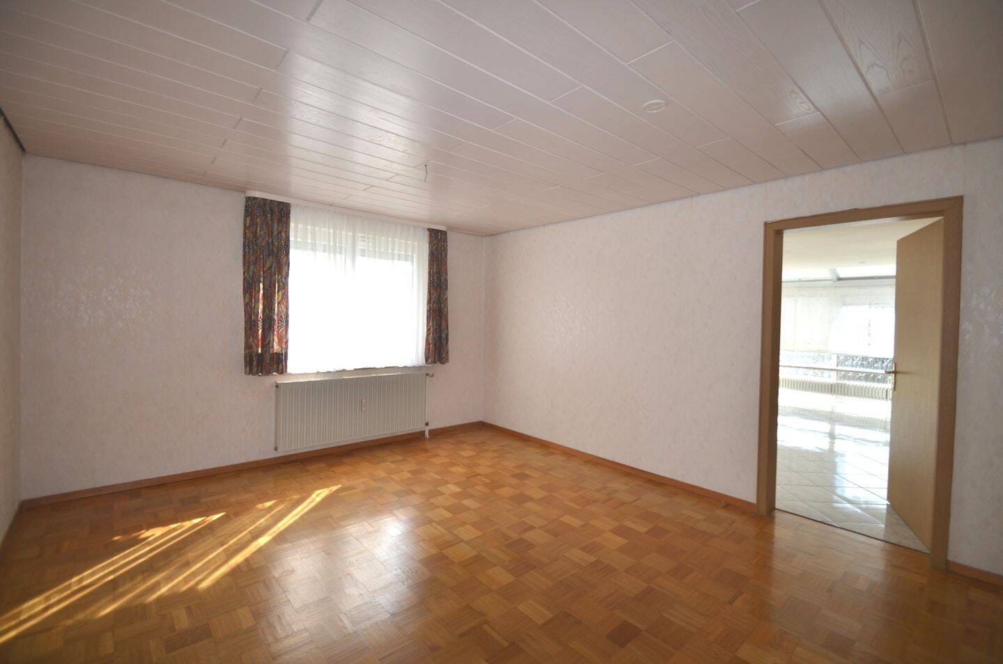 Immobilie in Rutesheim - Zweifamilienhaus in traumhafter Lage Rutesheims - Bild 4