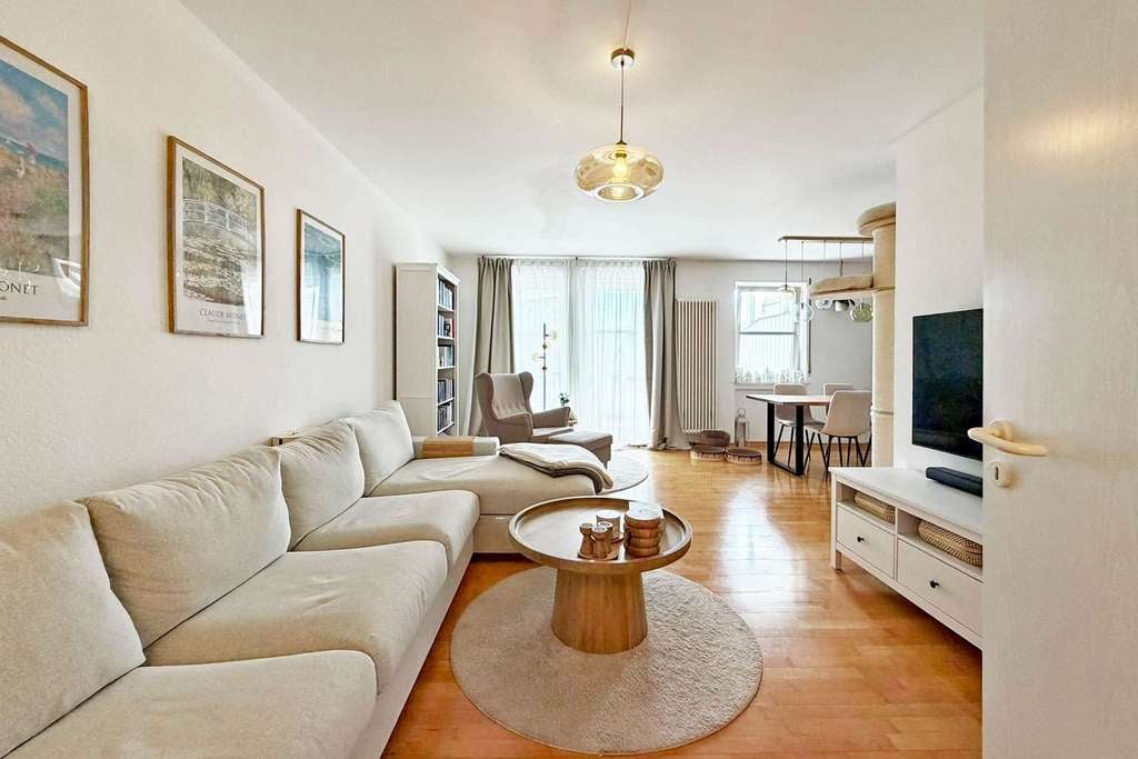 Immobilie in Schweich - Schweich: Vermietete Eigentumswohnung mit Südwestbalkon und zwei Stellplätzen - Bild 1