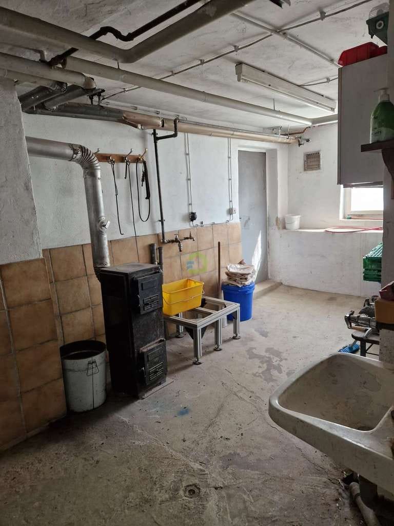 Immobilie in Dettingen an der Erms - FAIR-MAKLER: Raumwunder mit tollem Garten im Ortskern - Bild 4