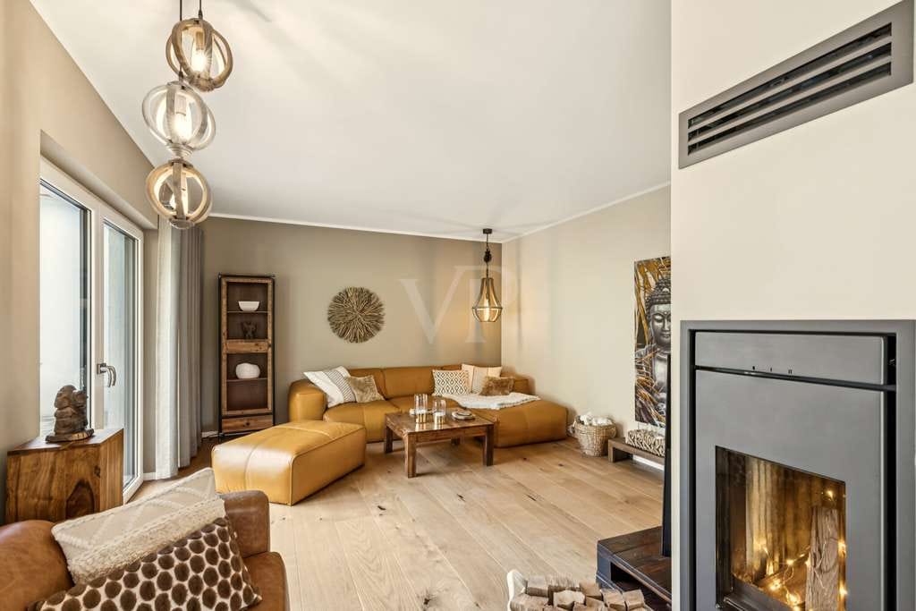 Immobilie in Erlenbach bei Dahn - Ihr Rückzugsort im Grünen: Exklusives Wohnhaus mit Nebengebäude und großem Garten - Bild 2