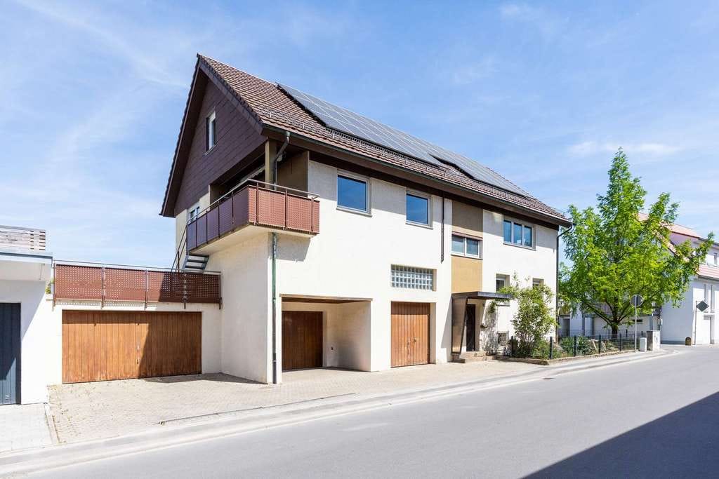 Immobilie in Hessigheim - WEITBLICK: Großzügiges Zweifamilienhaus mit Entwicklungspotenzial! - Bild 4