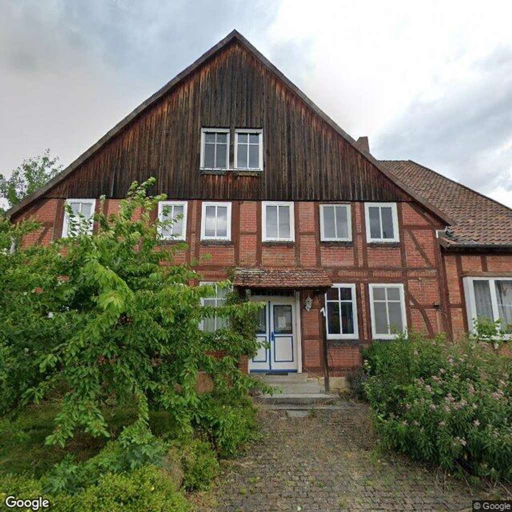 Immobilie in Hessisch Oldendorf - Von privat: Viel Raum für Träume – Großzügiges Wohnen mit historischem Charme in Zersen  - Bild 2