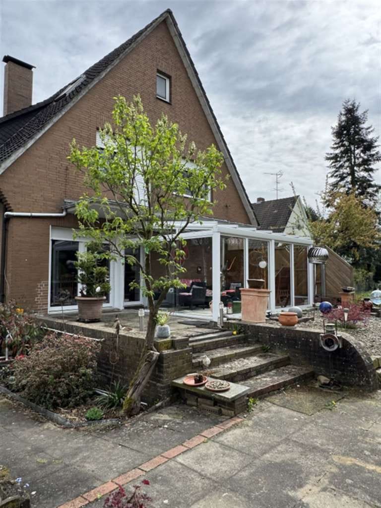 Immobilie in Barnstorf - Wohnhaus mit viel Potenzial! 175 m² Wfl. mit Einliegerwohnung, Nebengebäude, Grd. 1557 m² - Bild 3