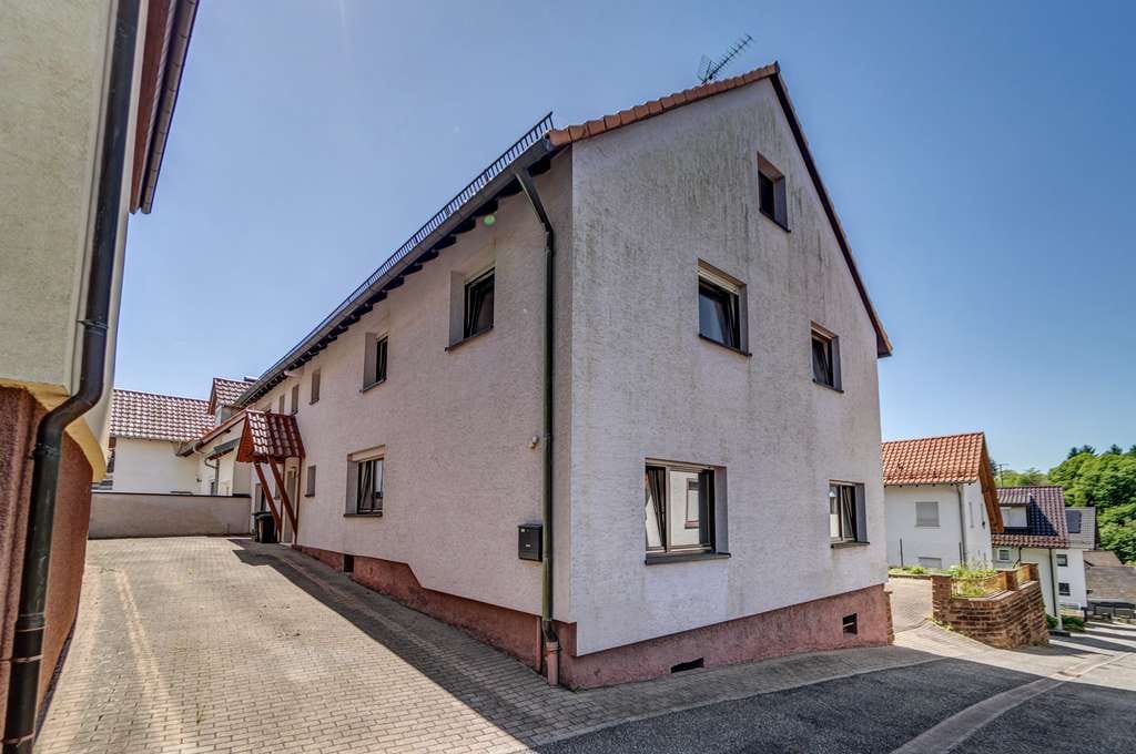 Immobilie in Malsch - Zukunftsstarkes Mehrfamilienhaus – aktuell 2 Wohneinheiten, Potenzial für bis zu 8 Einheiten - Bild 4