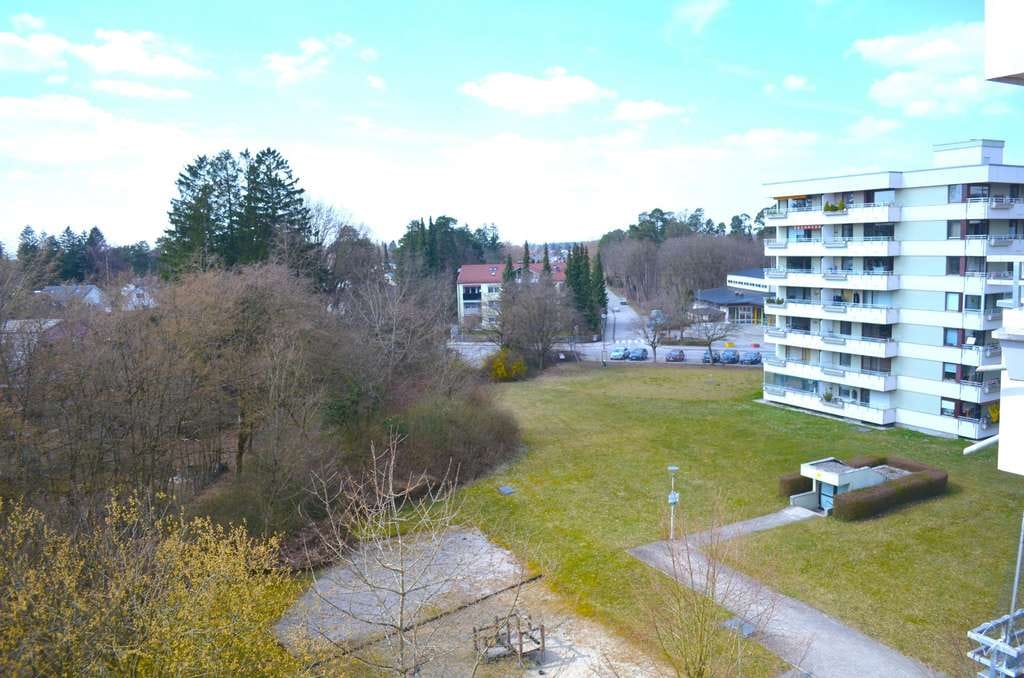 Immobilie in Vaterstetten - 2 Zimmer Penthouse Wohnung in Baldham bei München zu verkaufen - Bild 2