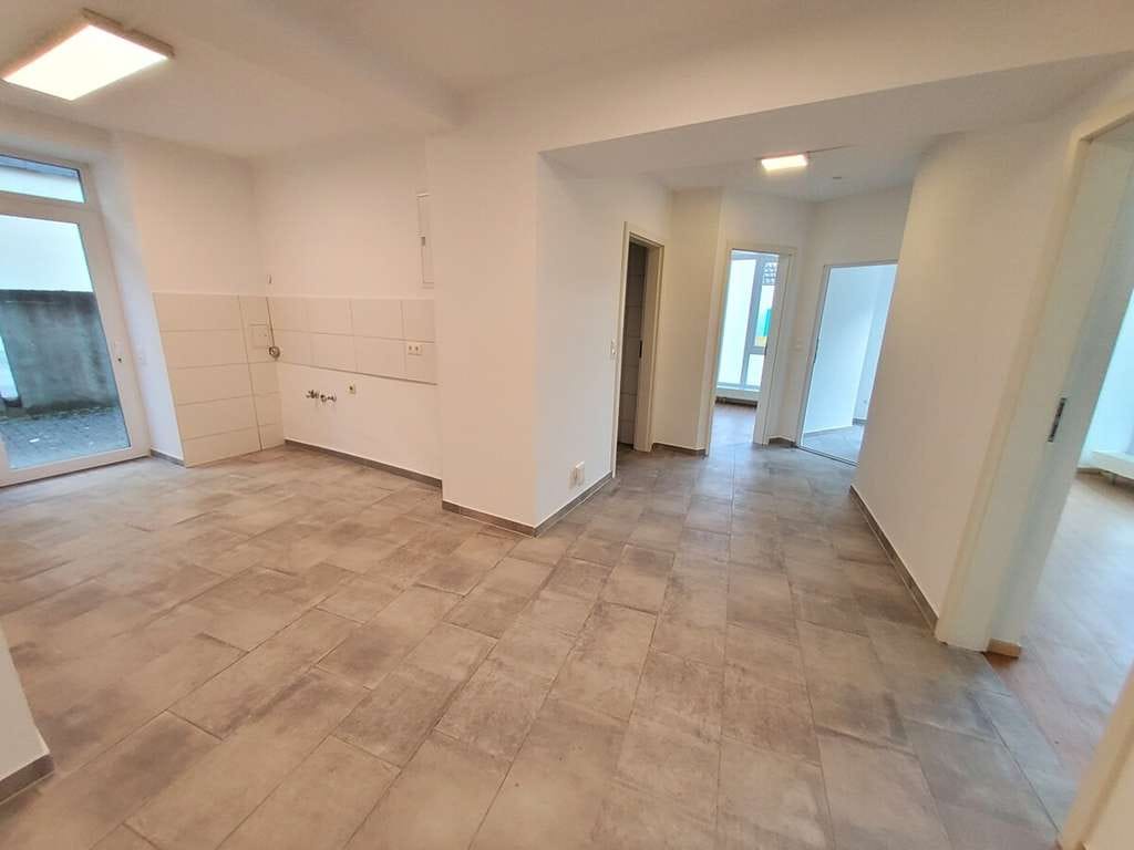 Immobilie in Ihringen - Mehrfamilienhaus mit 5 Wohnungen im Zentrum von Ihringen - Bild 4