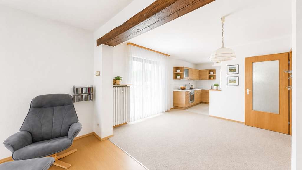 Immobilie in Hefersweiler - Renovierungsbedürftiges Einfamilienhaus auf einem über 5000 m² großen Grundstück - Bild 1
