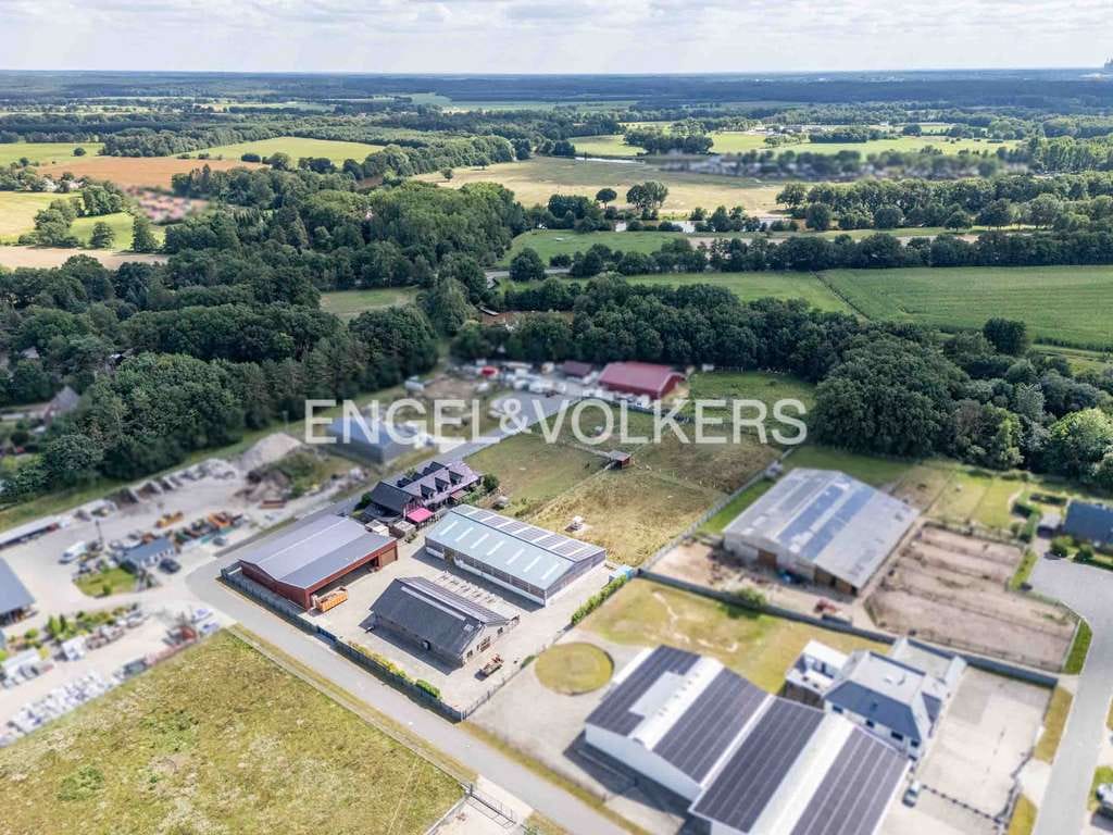 Immobilie in Oberlangen - Exklusives Wohnhaus mit Reitanlage, Reithalle & PV-Anlage – Wohnen & Pferdehaltung vereint - Bild 0