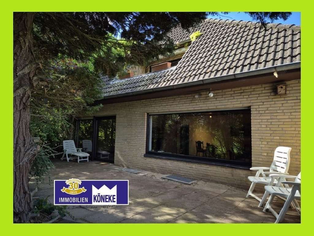 Immobilie in Verden (Aller) - Verden-Walle - Bungalow mit Garage, Vollkeller, auf 944 m² großen Waldgrundstück  - Bild 0