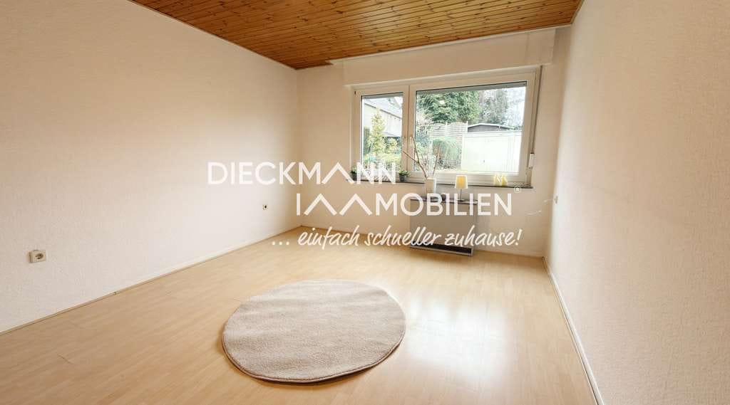 Immobilie in Schwerte - Sanieren und eigenen Standard setzen! 2-Zimmer-Hochparterre mit Stellplatz - Bild 0