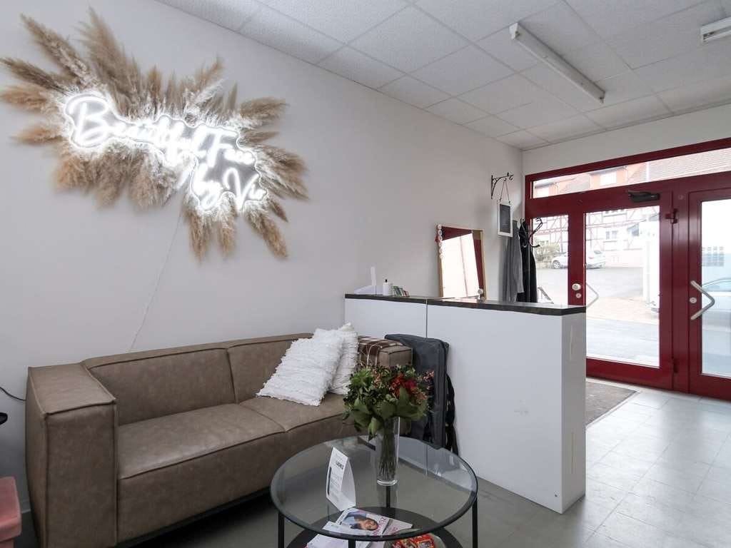 Immobilie in Steinau an der Straße - Vielseitig nutzbares Wohn- und Geschäftshaus mit Entwicklungspotenzial in Ulmbach - Bild 4
