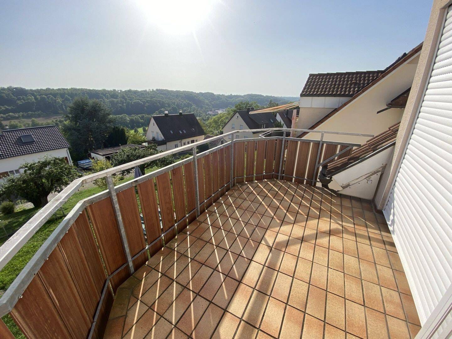 Immobilie in Kirchberg an der Murr - Freie Drei-Zimmer-Wohnung mit traumhafter Aussicht! - Bild 2