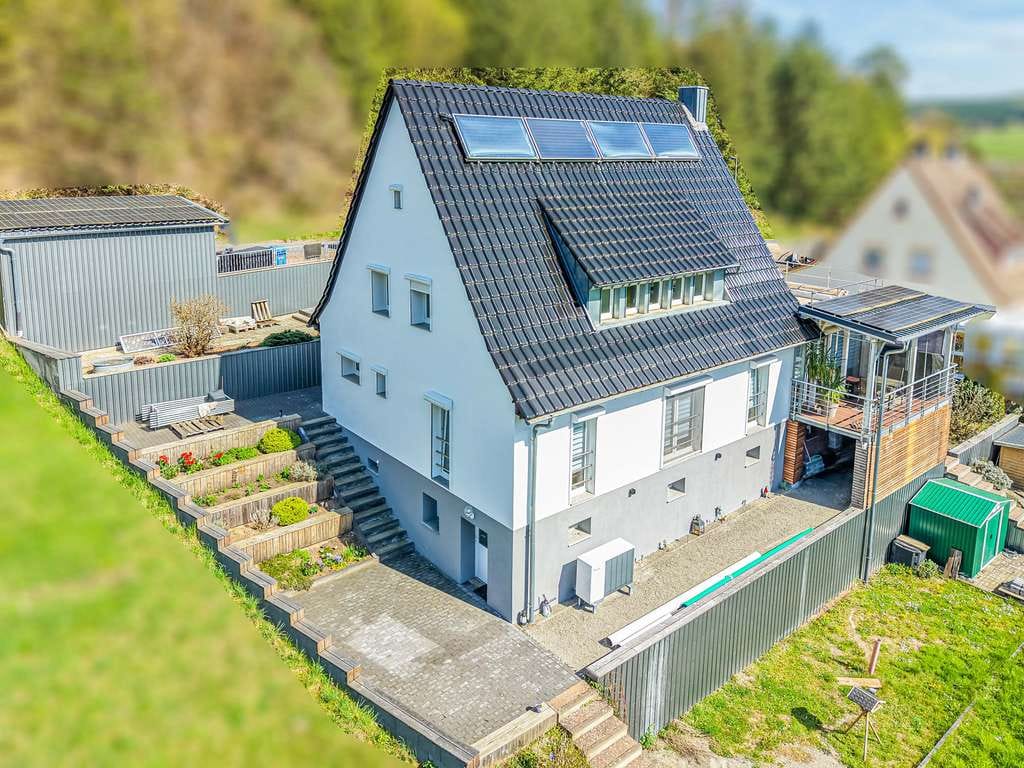 Immobilie in Fellen - Topsaniertes A+ EFH, ca. 146 m² Wfl., mit Keller, Nebengebäude und Garten in Fellen zu verkaufen - Bild 0