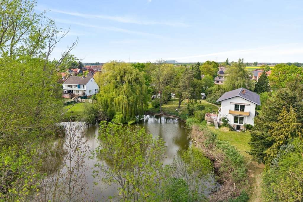 Immobilie in Bad Nenndorf - Am Ende der Straße steht (D)ein Haus am See - Bild 1