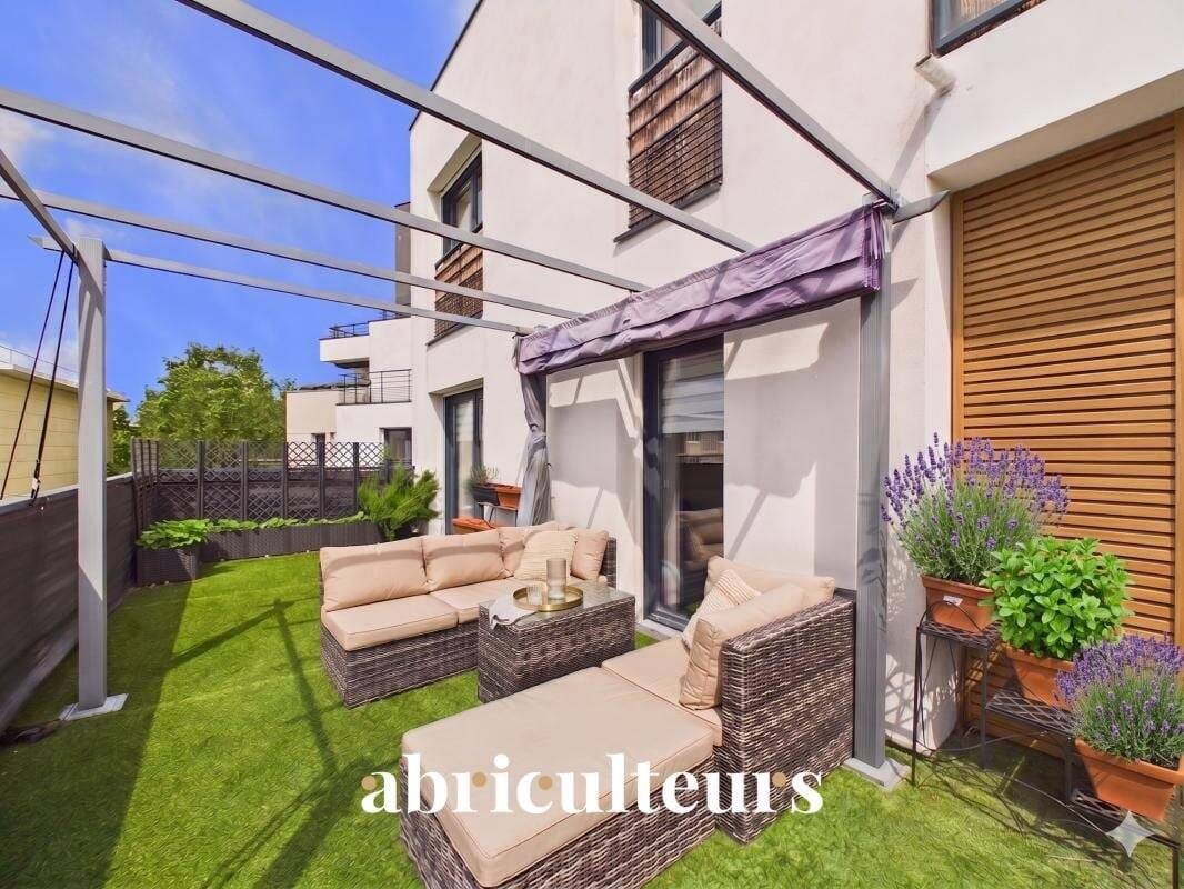 Immobilie in Weiherhammer - Wohnung mit 3 Zimmern, 72 m², Terrasse 41 m² in Colombes - Bild 0