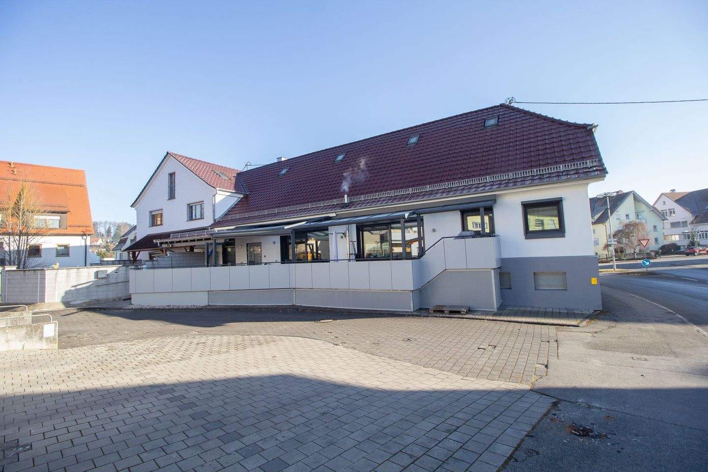 Immobilie in Ostrach - Sanierte Doppelhaushälfte im Zentrum von Ostrach - Bild 1