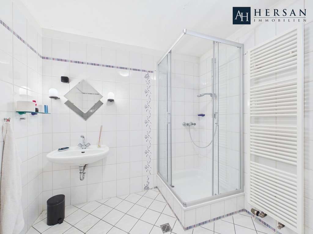 Immobilie in Herzogenrath - Gepflegtes Zweifamilienhaus mit Einliegerapartment in zentraler Lage von Herzogenrath! - Bild 5