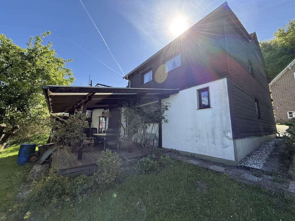 Immobilie in Wiehl - Charmantes Fachwerkhaus in dörflicher Lage - Bild 1