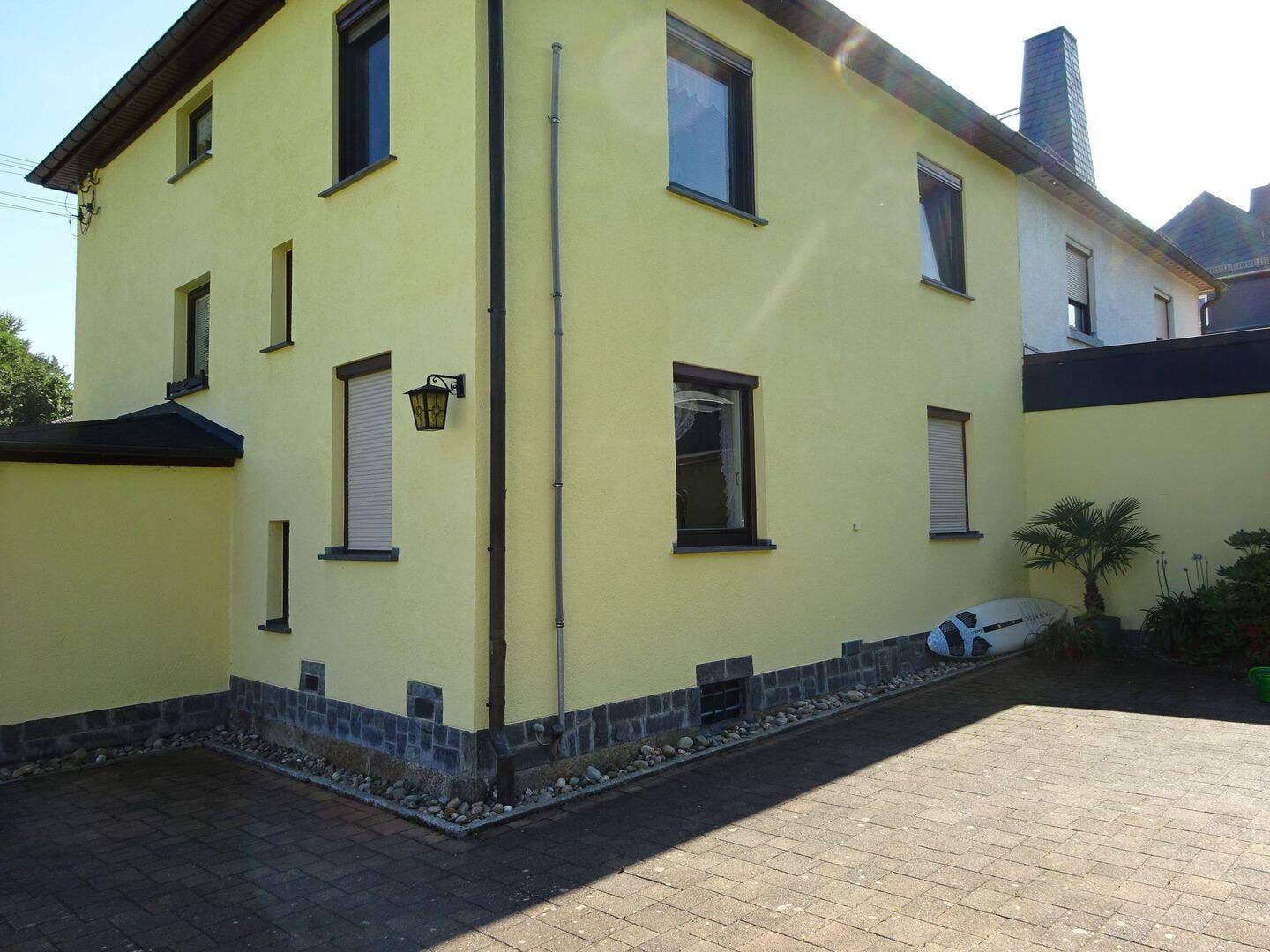 Immobilie in Bergen - Ein Wohnhaus das beim ersten Eindruck punktet - Bild 3