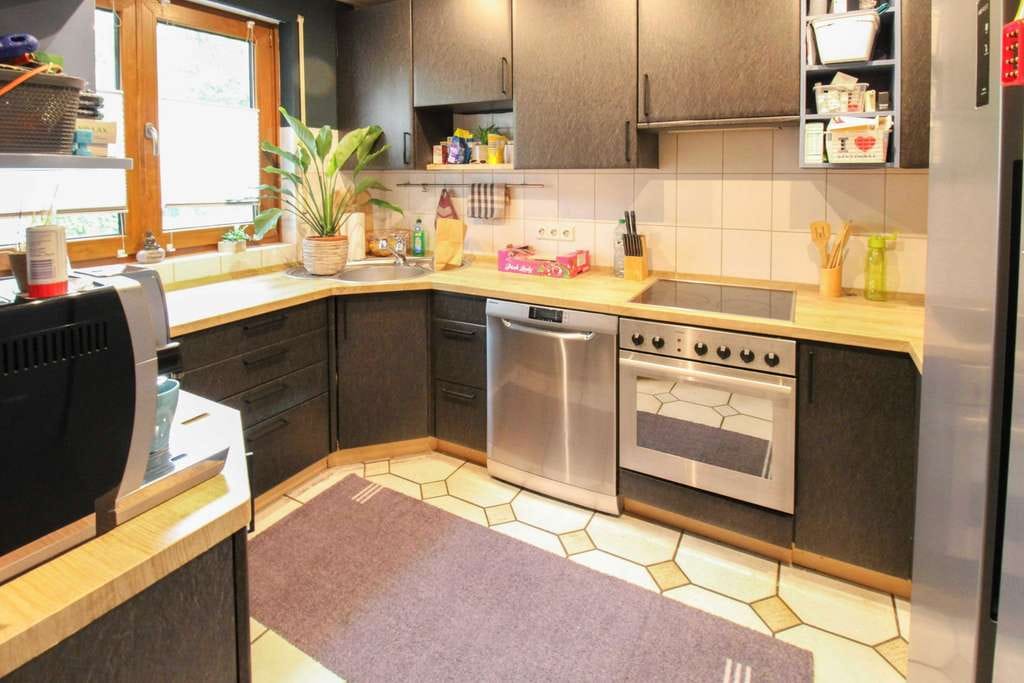 Immobilie in Renningen - Ihr neues Familienglück: Gepflegtes Reihenmittelhaus mit Garten & Garage in Renningen - Bild 4