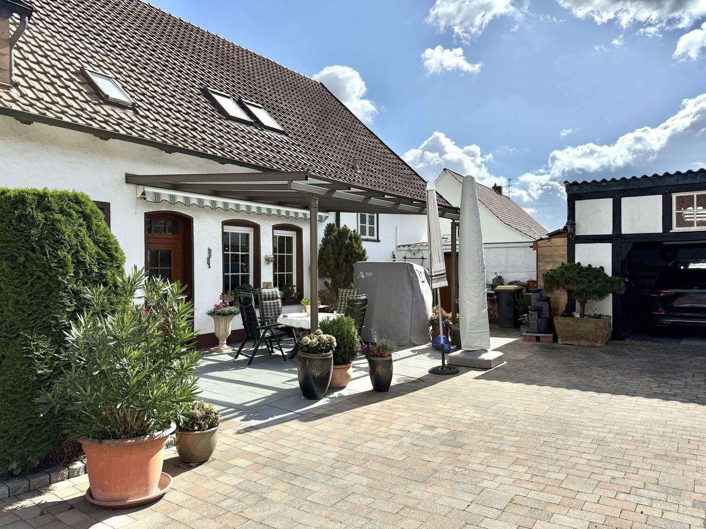Immobilie in Belm - Viel Raum für Leben und Gemeinsamkeit im großzügigen Einfamilienhaus - Bild 1