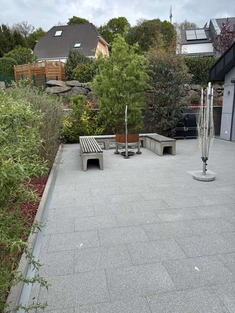 Immobilie in Oberbettingen - Architektenhaus mit Wintergarten, Doppelgarage, Doppelcarport und 28 kw/p Photovoltaik - Bild 4