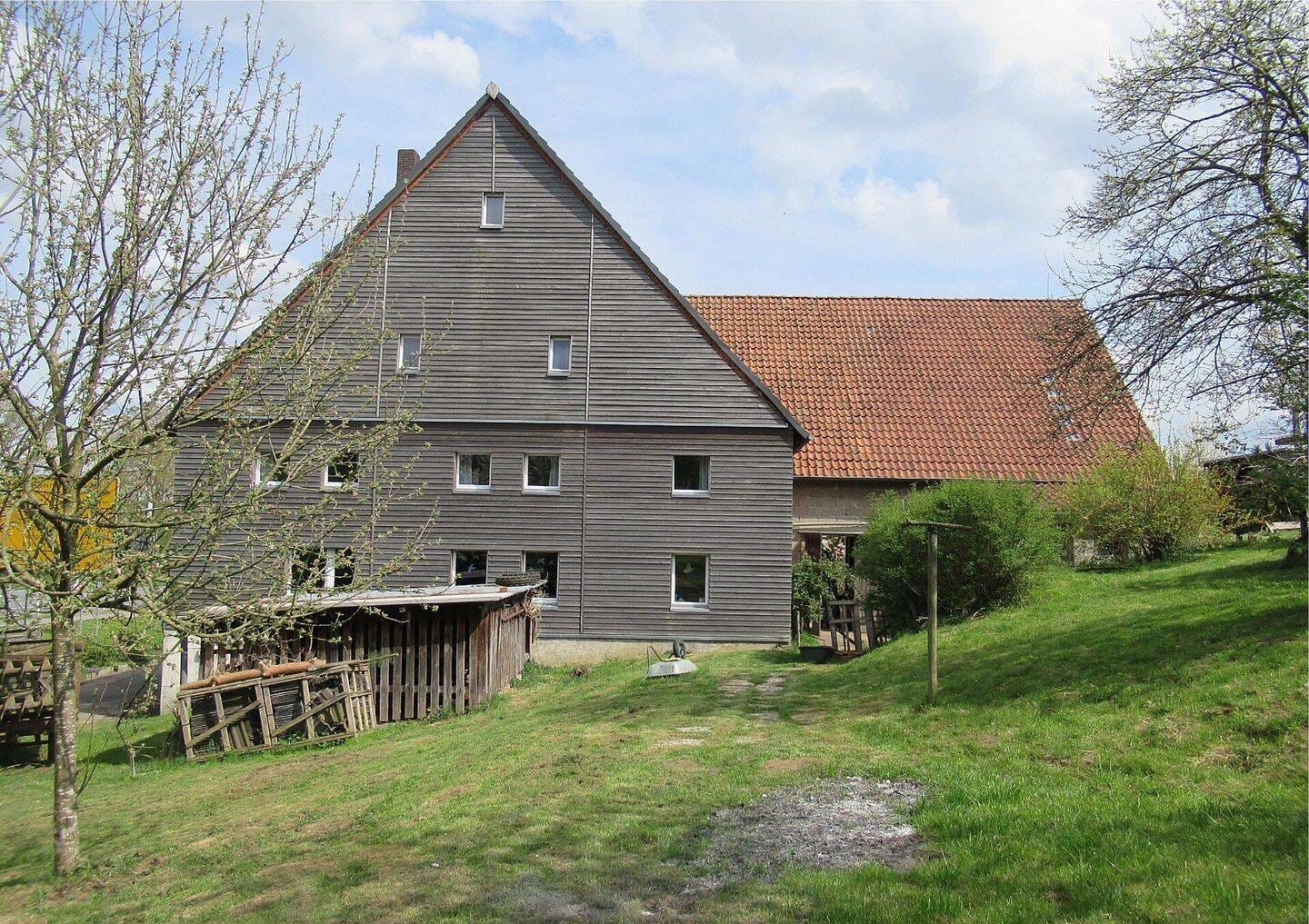 Immobilie in Horn-Bad Meinberg - Das Besondere für ihre Ideen: ein Resthof mit Raum für Mensch und Tier - Bild 1