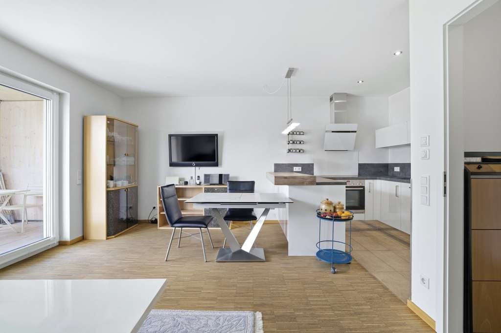 Immobilie in Kissing - Moderne, vermietete 2-Zimmer-Wohnung mit Balkon im idyllischen Kissing - Bild 3