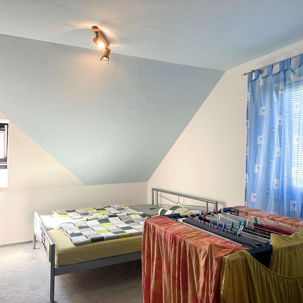 Immobilie in Oelsnitz/Erzgeb. - Attraktive Kapitalanlage mit soliden Mieteinnahmen – 2-Zimmer-Dachgeschosswohnung - Bild 4