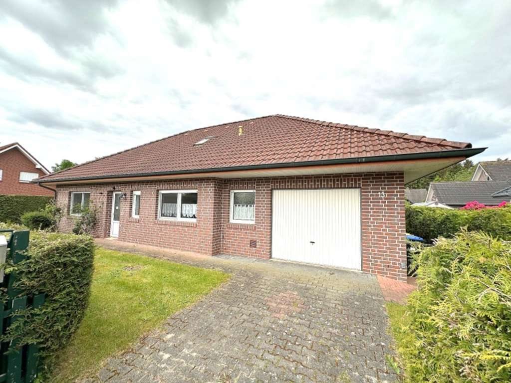Immobilie in Heede - Ebenerdiger Bungalow mit integrierter Garage in Heede zu verkaufen - Bild 0