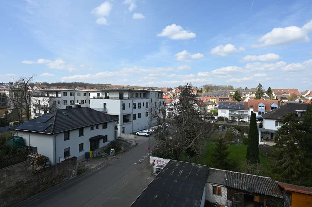 Immobilie in Alzey - **PROVISIONSFREI** Dreifamilienhaus in bester Stadtlage mit Potential - Bild 0