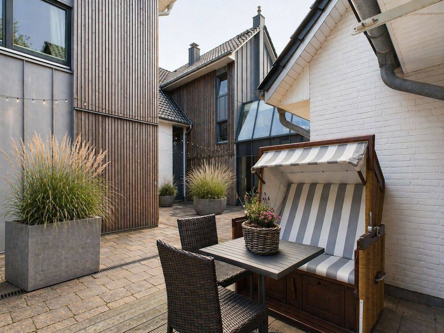 Immobilie in Hörnum (Sylt) - Ferienwohnung auf Sylt (Hörnum) – Kapitalanlage mit Pool, Sauna & Top-Lage am Leuchtturm - Bild 0